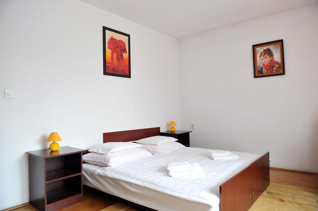 Krystyna Hotel Krakow Ruang foto